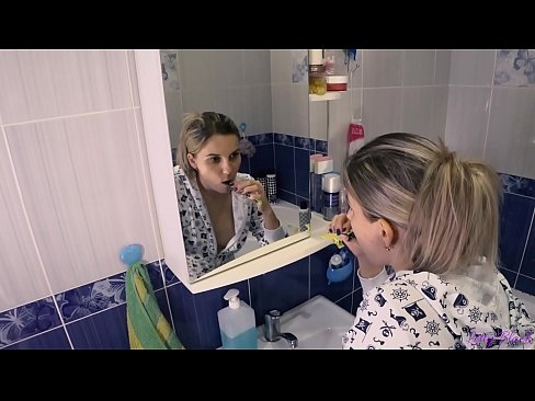 ❤️ Mae darnia gyda ifanc mewn pyjamas yn dod i ben cum llafar yn ass - letty du ☑Fideo rhefrol ar porn % cy.pornofilmtv.ru% ❌️❤